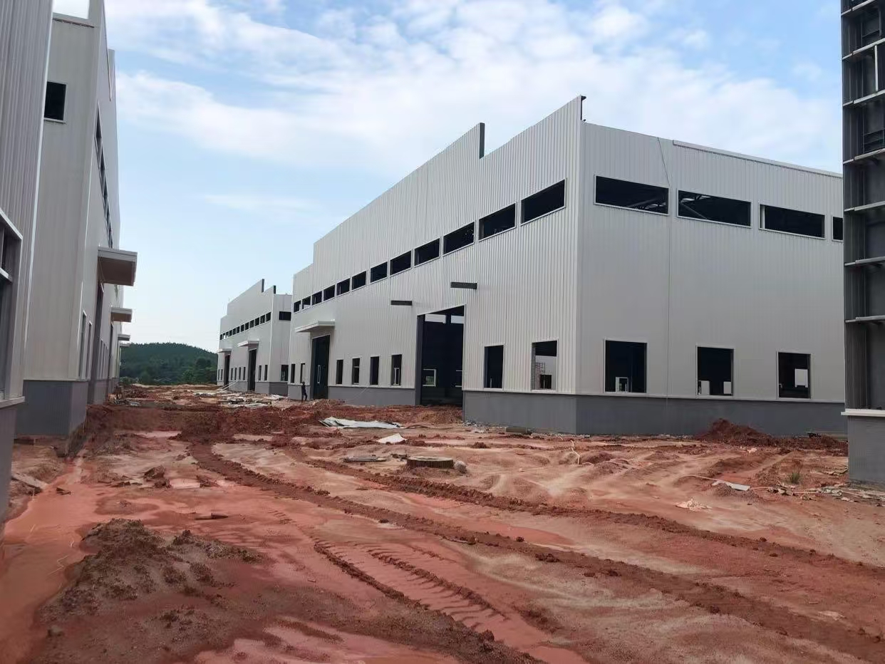 上海萬溯藥業(yè)有限公司鋼結構廠房